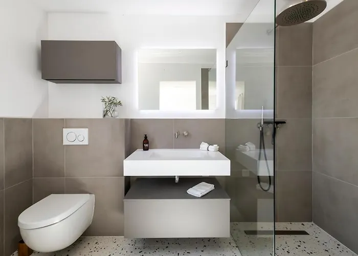 Family With Pool, 5 Min Walk To Hébergement de vacances Sainte-Maxime