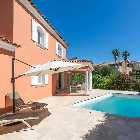 Family With Pool, 5 Min Walk To *