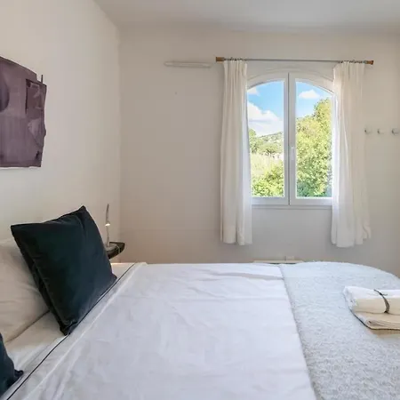 Family With Pool, 5 Min Walk To * Sainte-Maxime