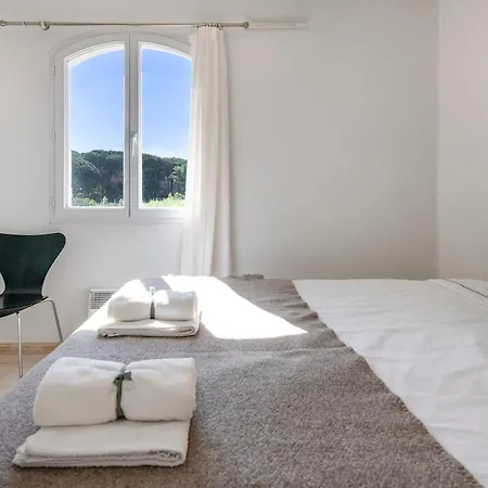 Family With Pool, 5 Min Walk To Tatil Evi Sainte-Maxime