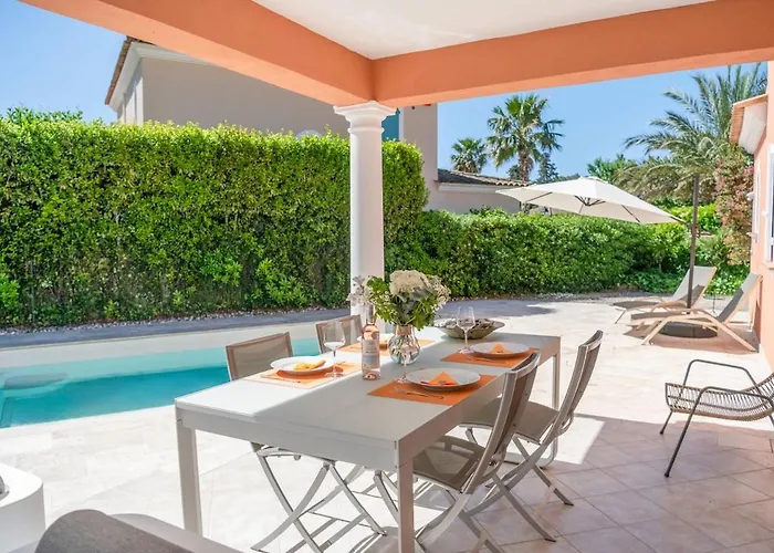 Family With Pool, 5 Min Walk To * Sainte-Maxime