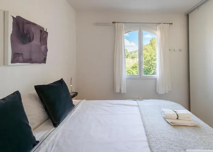 Family With Pool, 5 Min Walk To * Sainte-Maxime